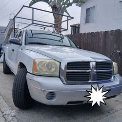 2005 Dodge Dakota