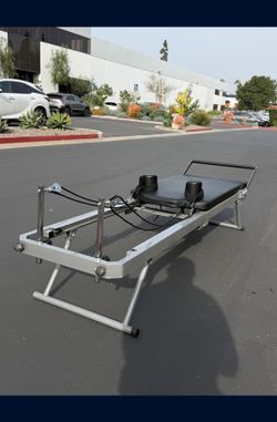 New Foldable Pilates Reformer Machine for Home and Gym 300 Ibs Cap