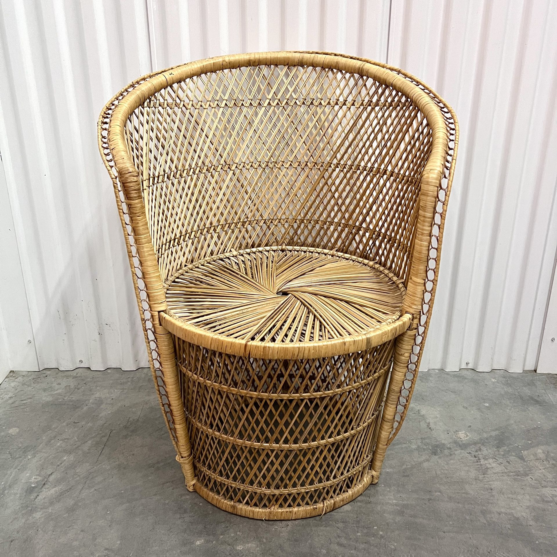 1960s 1970s BOHO Vintage Wicker Rattan Peacock Chair