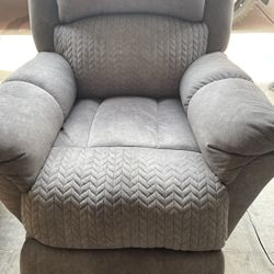 Sofá Reclinable $200