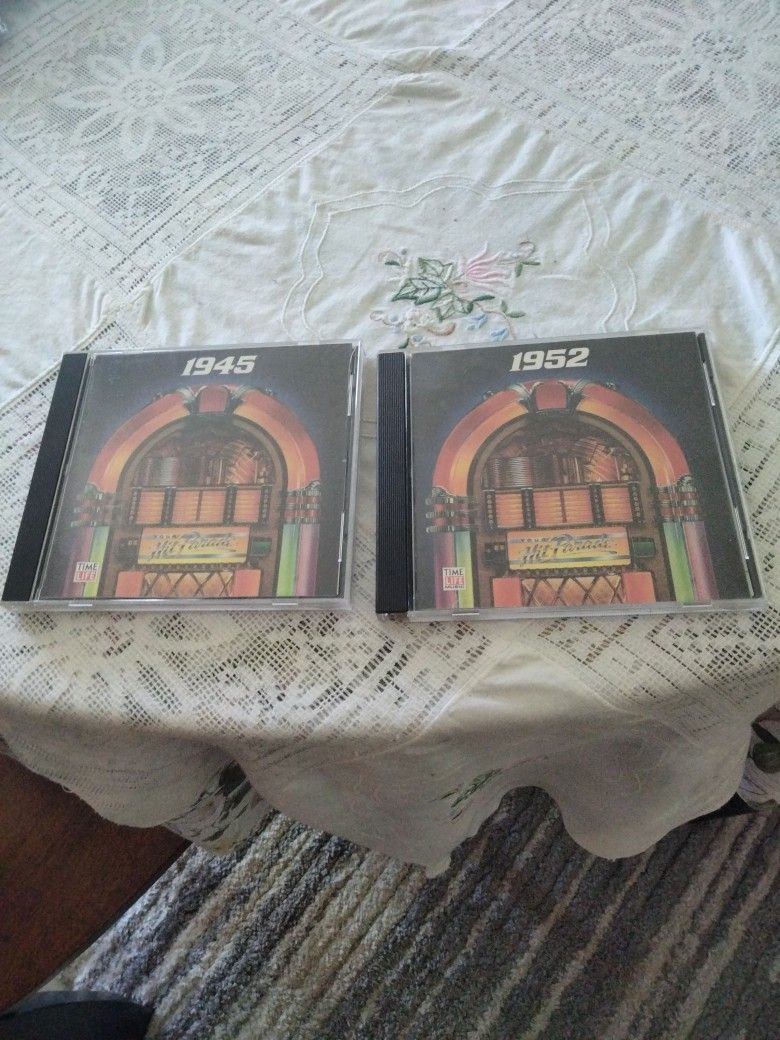 YOUR HIT PARADE 1945 And 1952. CD