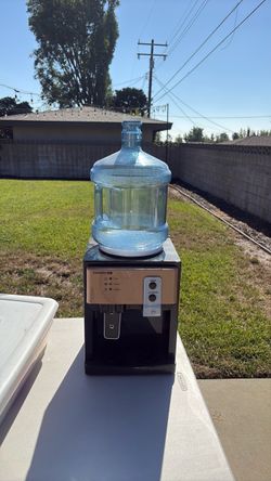 Water dispenser