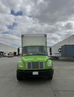 BOX TRUCK