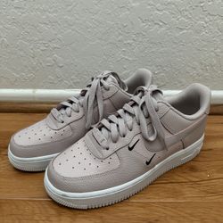 Women’s Nike Air Force 1 Sneakers