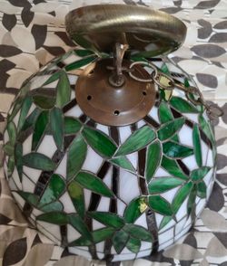 16-inch Tiffany-style hanging lamp, bamboo design in intact stained glass windows are