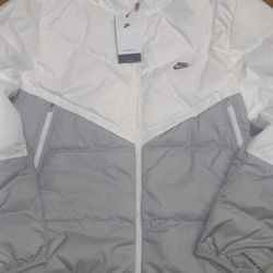 Nike puffer jacket