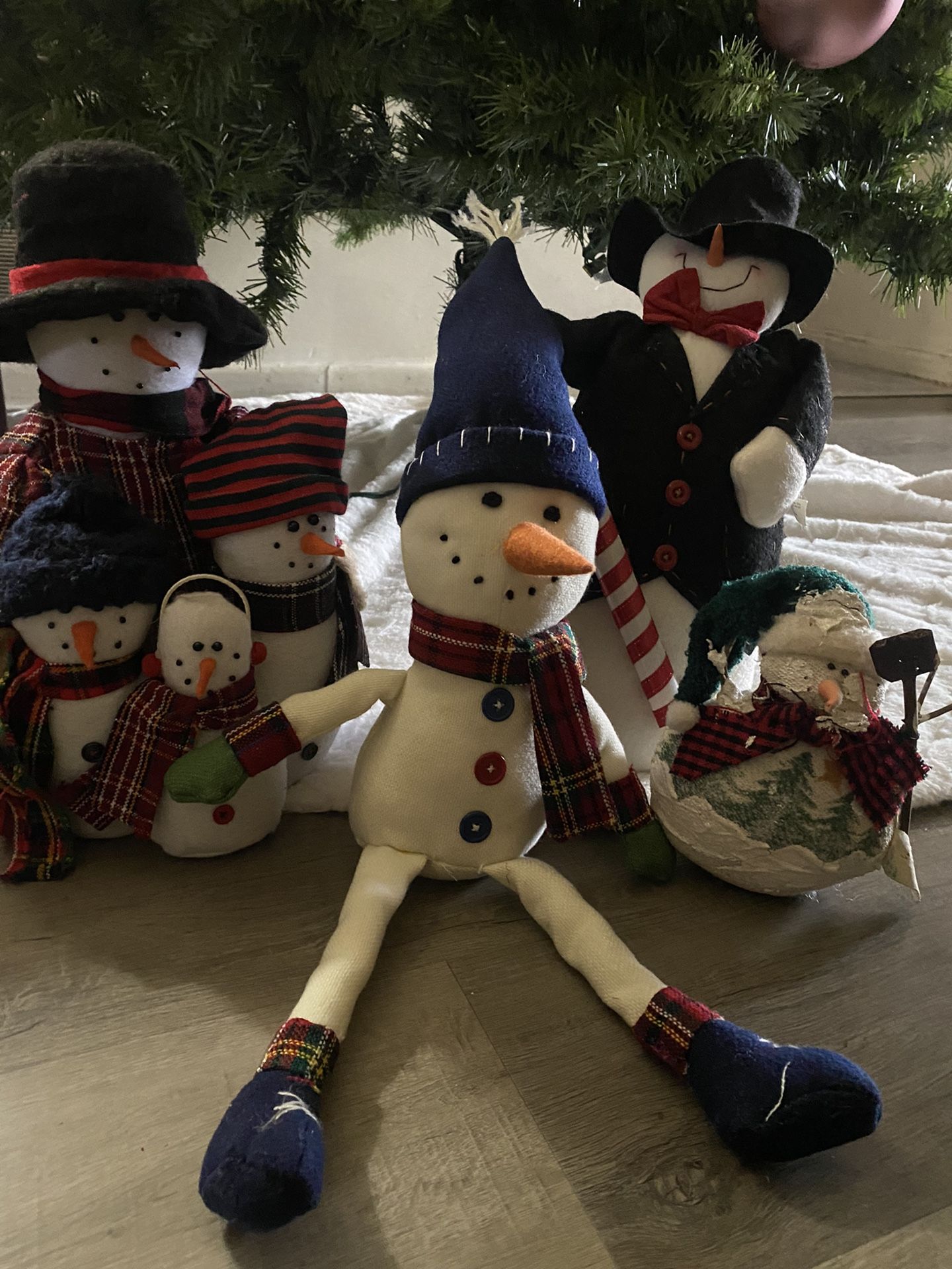 Family Snow Man