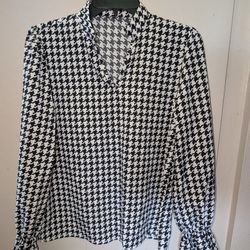 Houndstooth Pattern Blouse