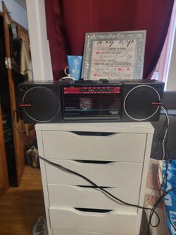 Vintage AM/FM Stereo Cassette Recorder Boombox