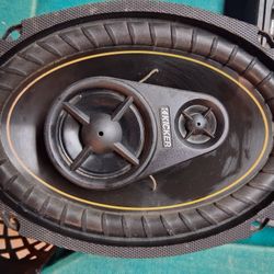 Kicker Speakers 9in  -Willing To Trade 