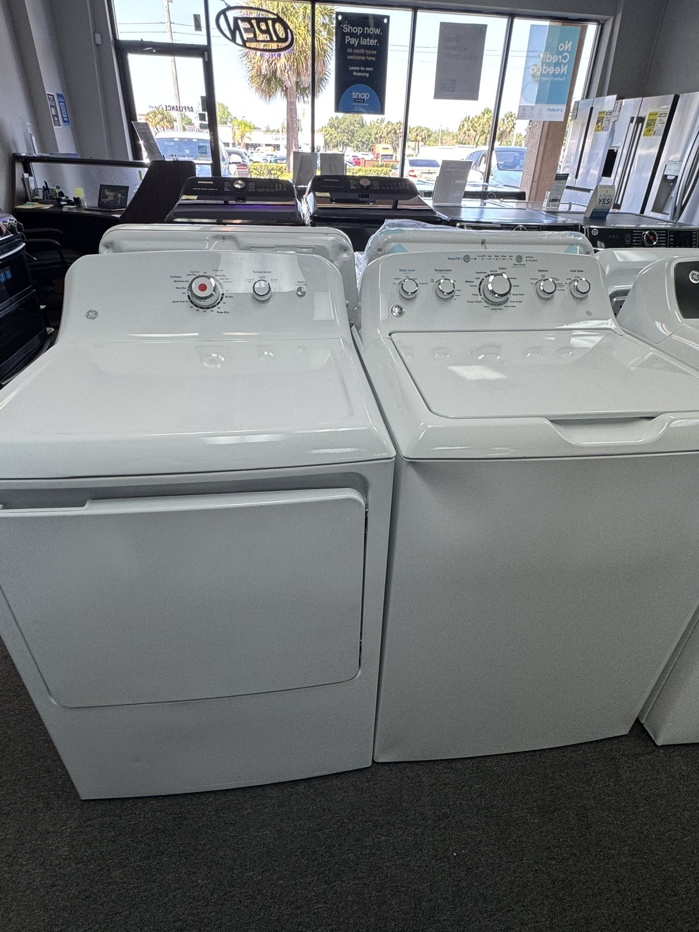 Washer And Dryer 