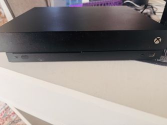 Xbox one X Console 1tb storage with 1 controller