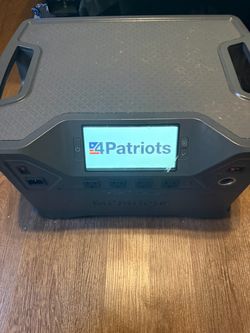 Patriot 2000 solar generator