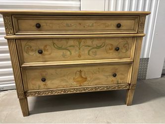 Dresser - Pretty Painted - Drawers