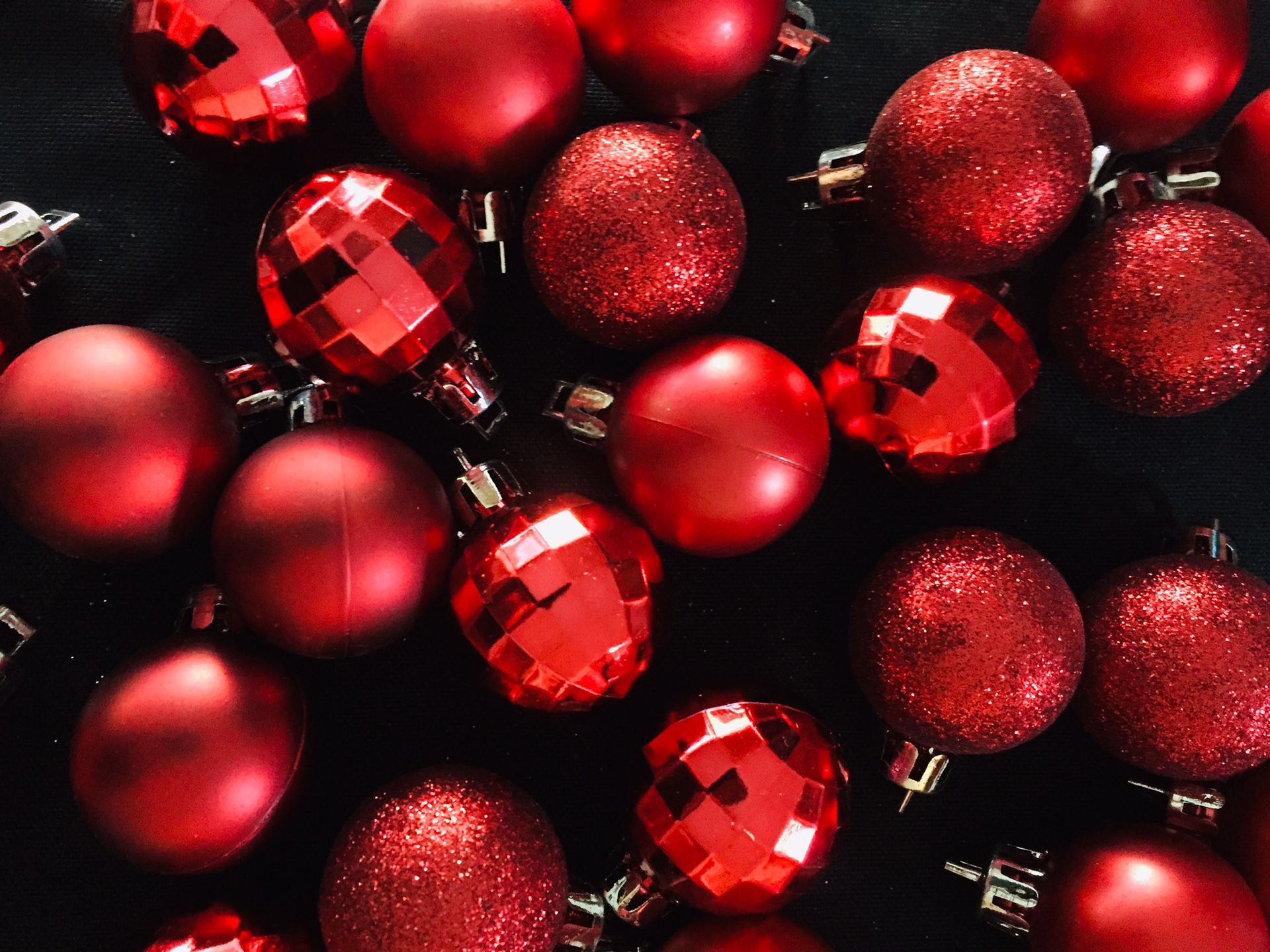 Christmas mini red ball ornaments with strings