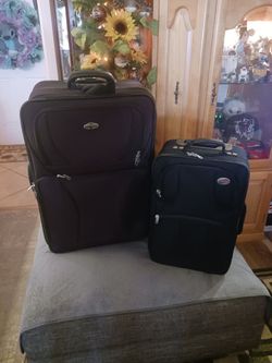 ATC America 2pc luggage set good working conditions black color.