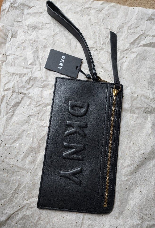 New Wristlet DKNY