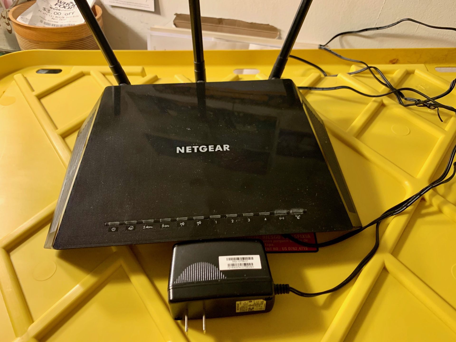 Netgear ac1750 smart Wi-Fi Router.
