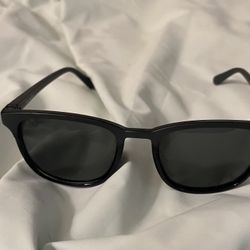 Men’s Black Rounded Sunglasses 
