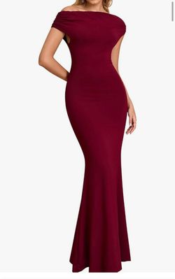 Burgundy Long Fitted Off Shoulder Dress Size S