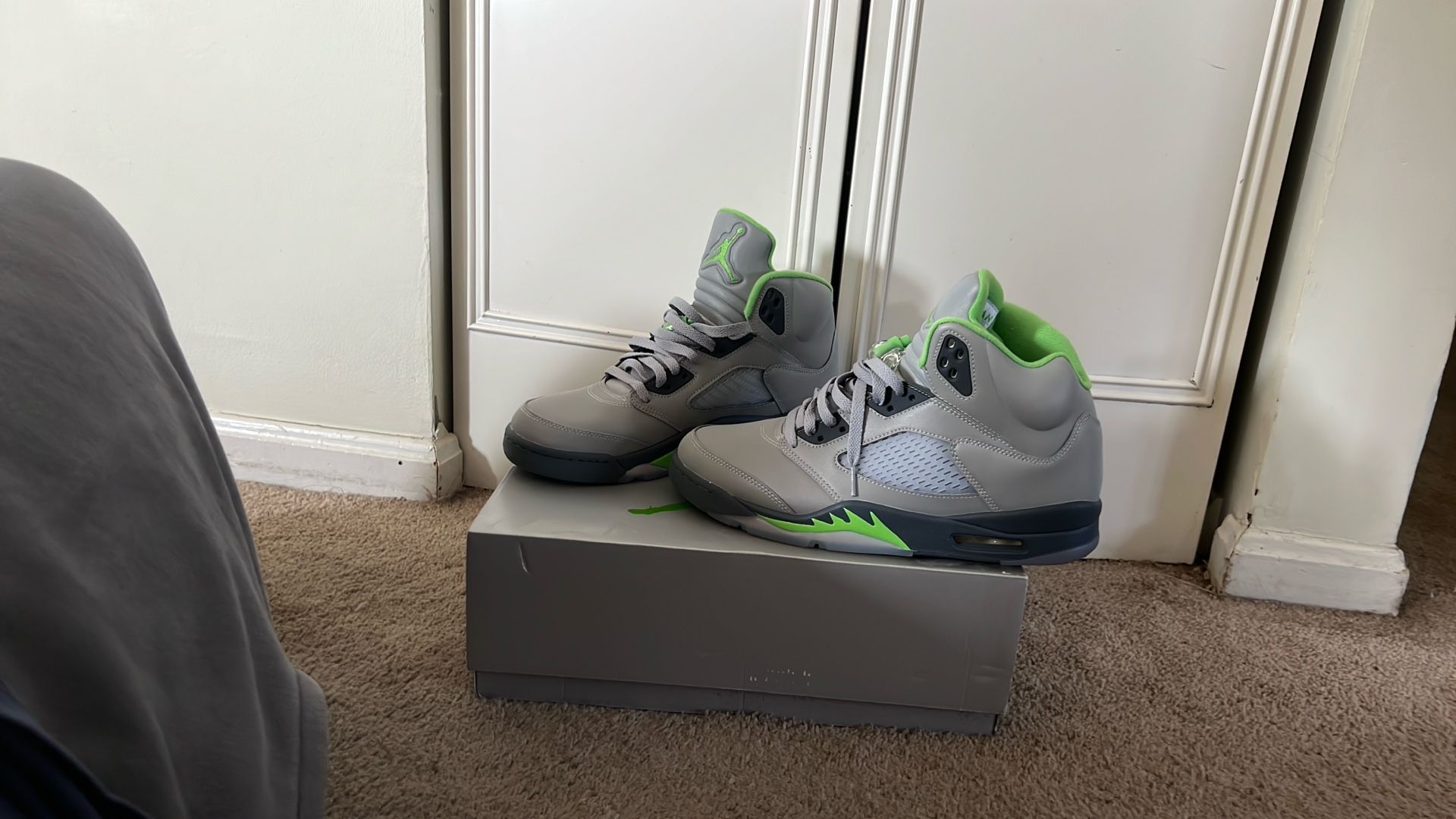 Air Jordan 5 Retro Green Bean 2022