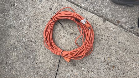 100 foot long extension cable