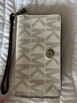 MICHAEL KORS wallet 