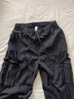 LULULEMON CARGOS