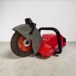 Milwaukee
M18 FUEL Cordless 9" Cut Off Saw (Tool-Only)