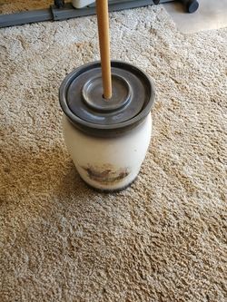 Butter churn
