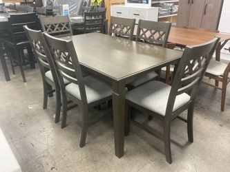 BRAND NEW 7 Pc Dining Set, Dining Table with 6 Chairs