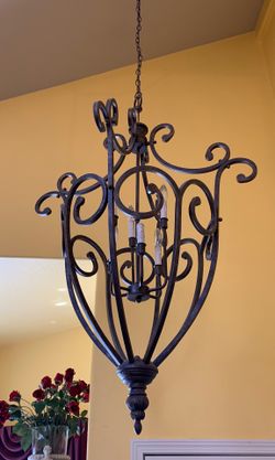 Metal metallic large chandler