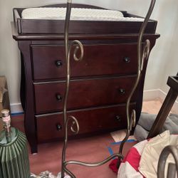 Baby Changing Table With Pad 