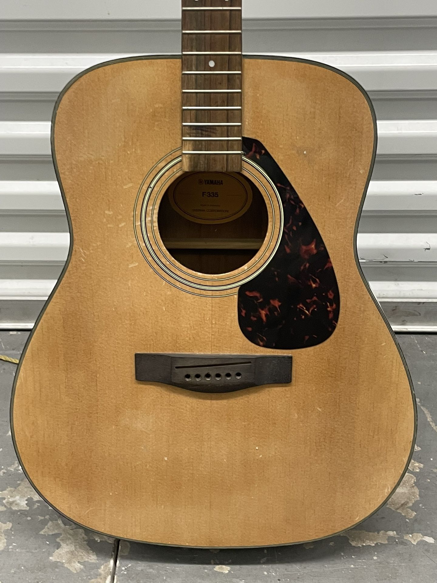 Yamaha F335 Guitar Never Used