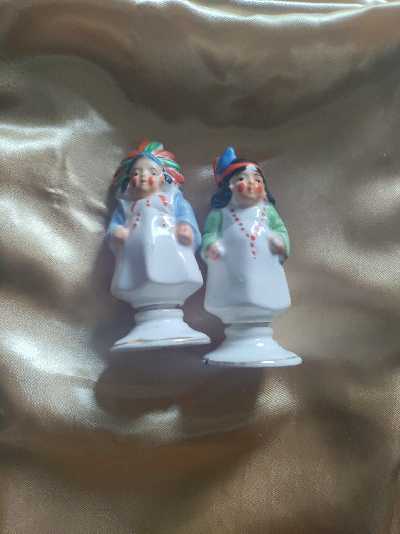 Native American Salt/Pepper Shaker