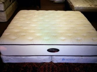 Simmons Beautyrest $200. Got to go this week