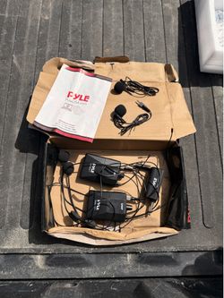 Pyle UHF Wireless Microphone System Kit