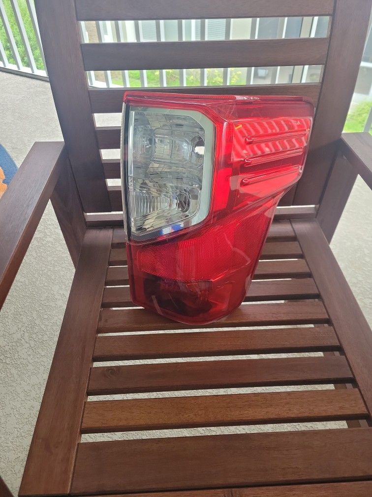 2021 Nissan Titan Tail Lights