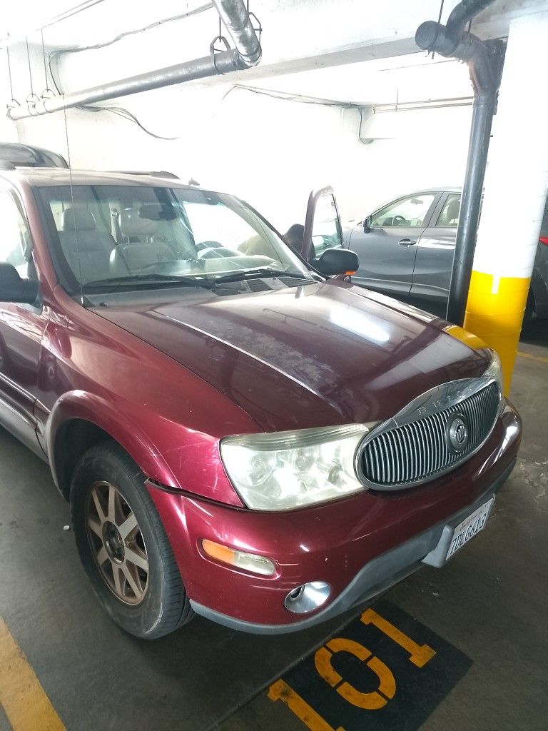 2004 Buick Rainier