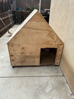 Dog house