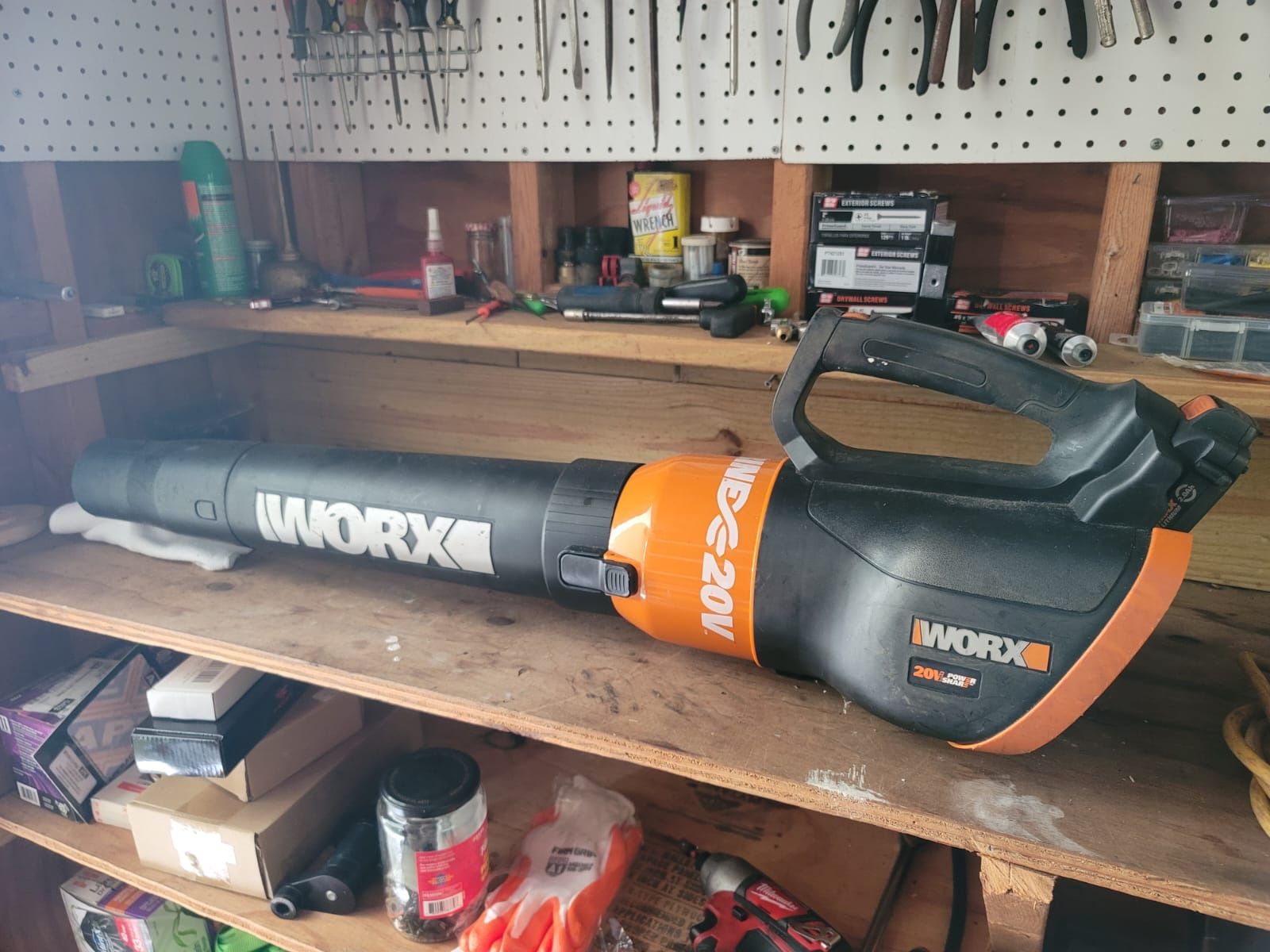WORX WG545.1 20V Max Lithium Cordless Leaf Blower