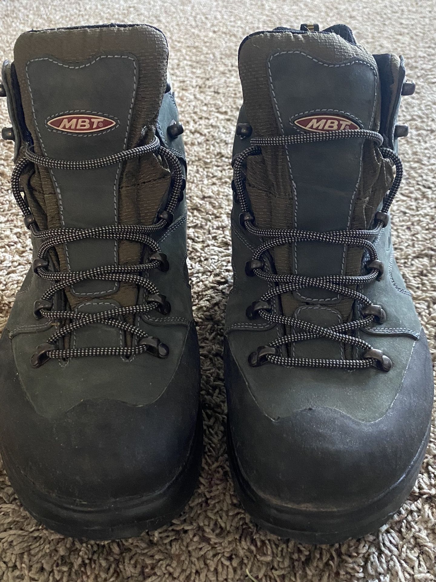 Men’s Shoes MBT KILIMA Size 10.5 US