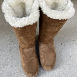 Boots Woman Size US 10