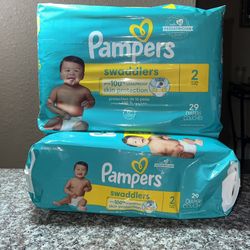 Pampers Swaddles Size 2 Diaper Set