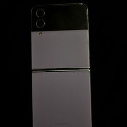 Galaxy Z Flip 4 (refurbished)
