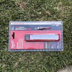 Milwaukee R over light