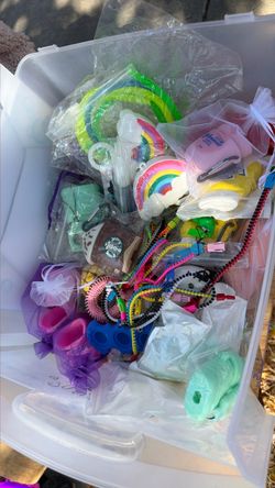 Air Pod Cases & Fidgets