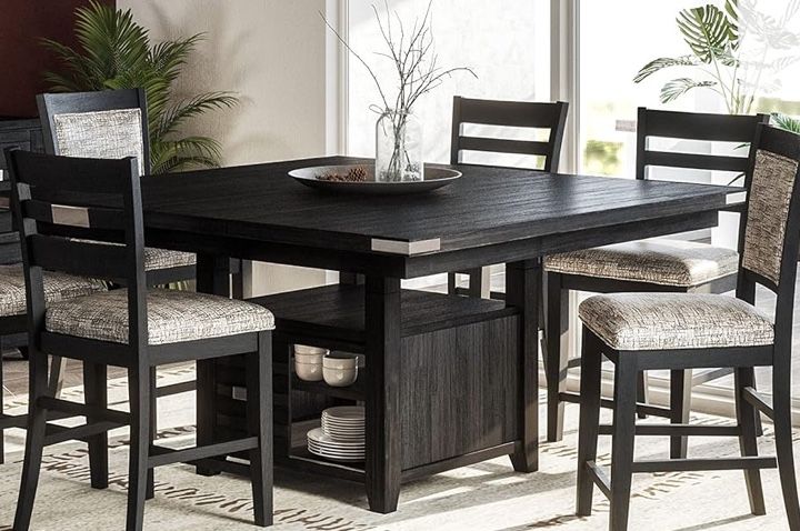 Jerome’s Dining Table With Upholstered Chairs