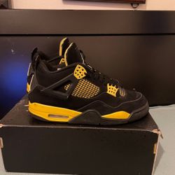Jordan 4 Yellow Thunder