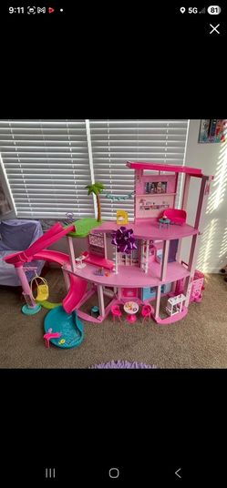 Barbie dream house